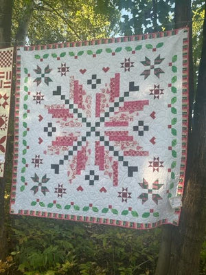 White Kitschmas - Winter Magic - Quilt for Sale