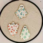 Halloween Ghost Enamel Needle Minder for Embroidery & Cross-Stitching